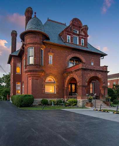 419 West Main St Richmond, KY 40475
