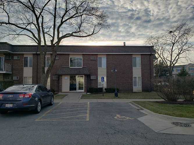 1097 Miller Ln #207 Buffalo Grove, IL 60089 | MLS 10939830 Photo 1