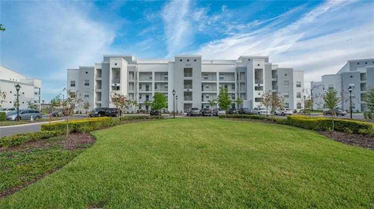 4731 Clock Tower Dr #402 Kissimmee, FL 34746