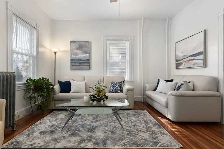 34 Oak St Winchester, MA 01890