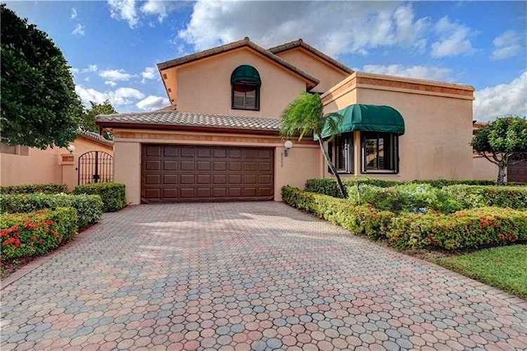 6516 Via Rosa Boca Raton, FL 33433