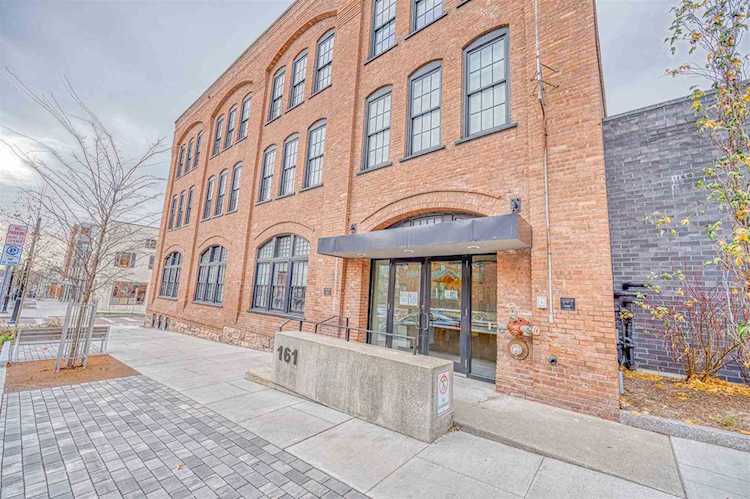 161 St Paul St #102 Burlington, VT 05401