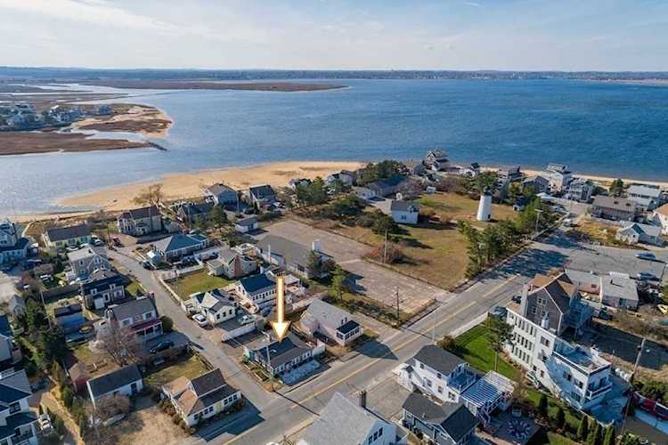 255 Northern Blvd Newburyport, MA 01950