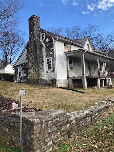 920 Delaney Ferry Rd Versailles, KY 40383