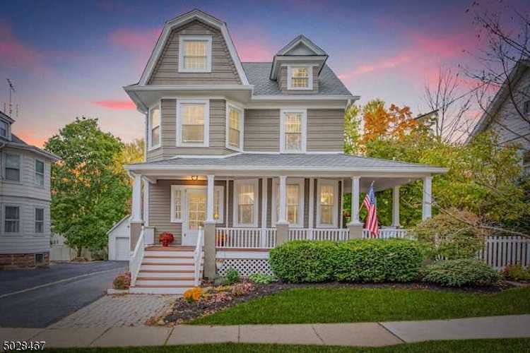 16 N Hillside Ave Chatham Boro, NJ 07928