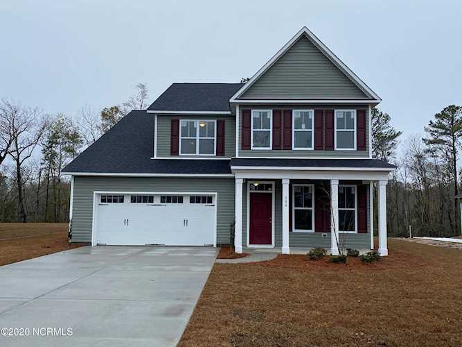 Home For Sale At 394 Toms Creek Road, Rocky Point NC in The Knolls At Turkey Creek Photo 1