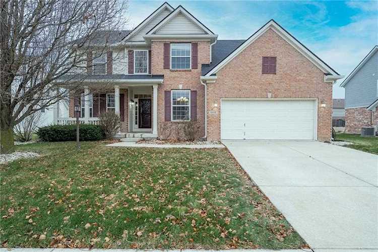 8672 N Autumnview Dr Mccordsville, IN 46055