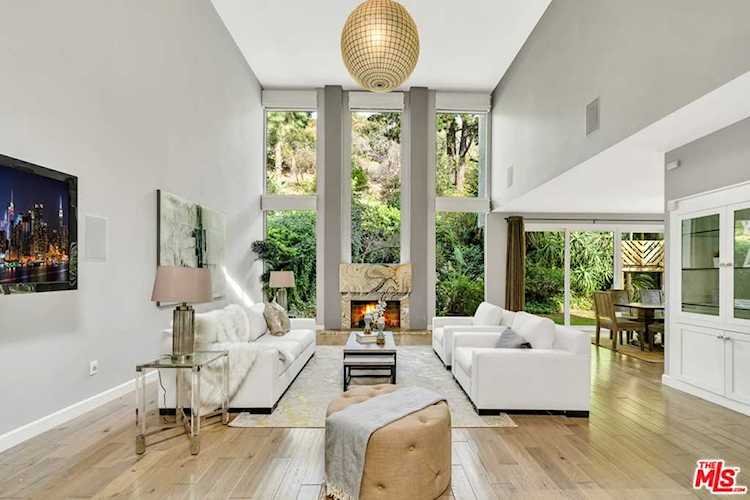 1274 Calle De Sevilla Pacific Palisades, CA 90272