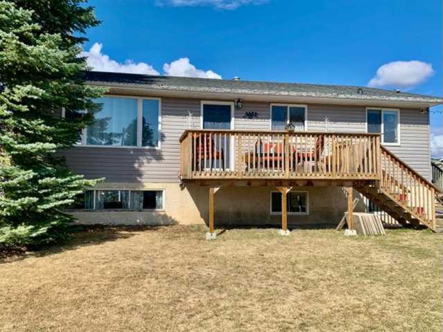 5240 50 Avenue Crescent Eckville, AB T0M 0X0