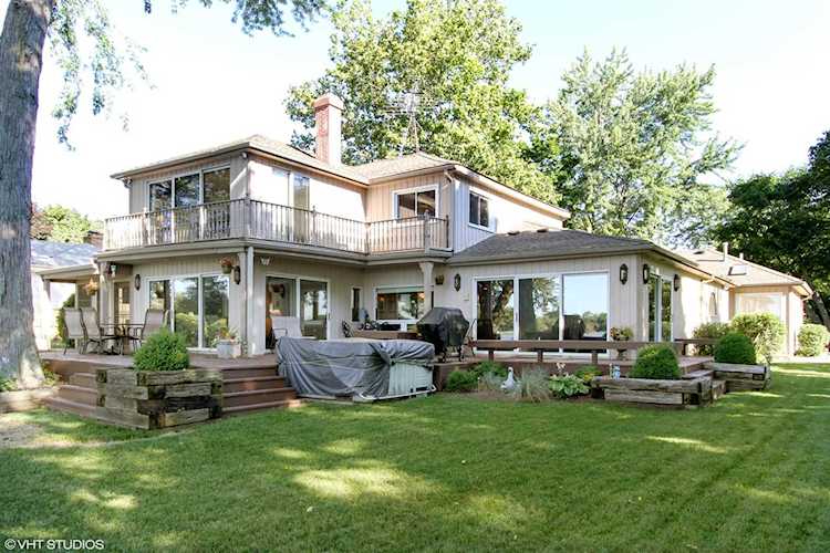 22059 W Lake Ave Round Lake, IL 60073