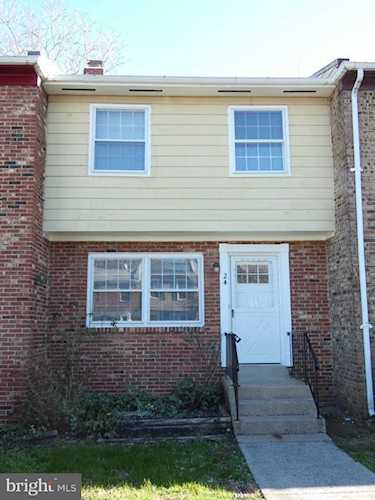 24 Sydnor St Hamilton, VA 20158