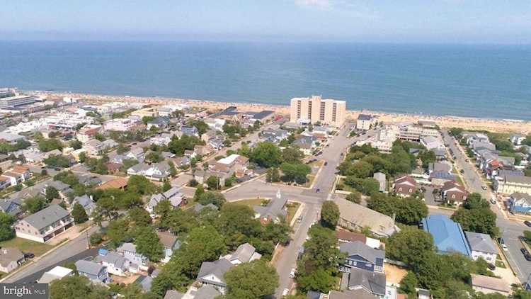 105 Laurel St Rehoboth Beach, DE 19971