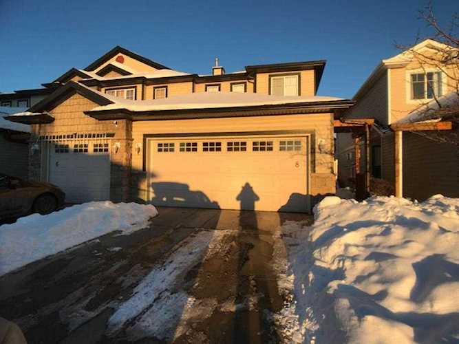 8 Royal Birch Mount NW Calgary, AB T3G 5W9