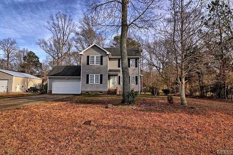 932 Thunder Road Elizabeth City, NC 27909