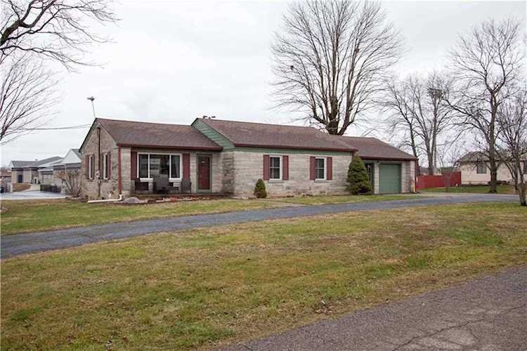 49 W Hadley Woodland St Mooresville, IN 46158