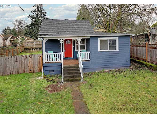 518 Roosevelt St Oregon City, OR 97045