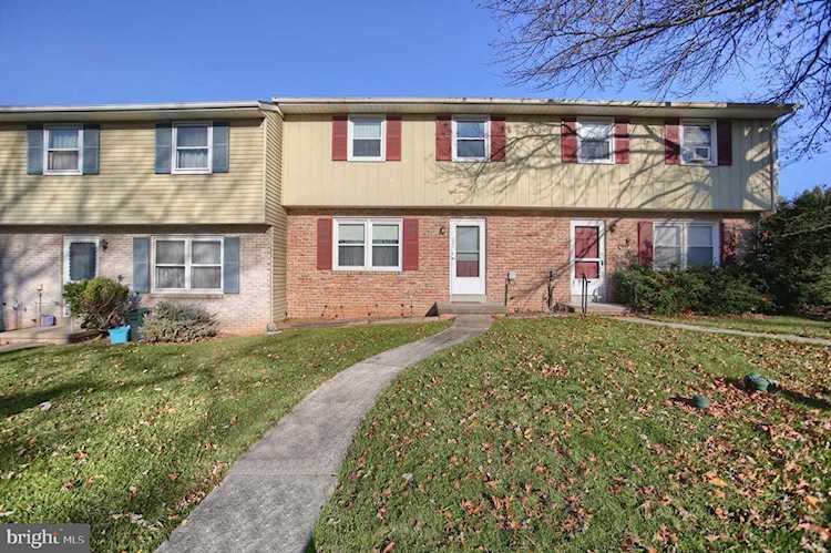 372 Jeff Ave Ephrata, PA 17522