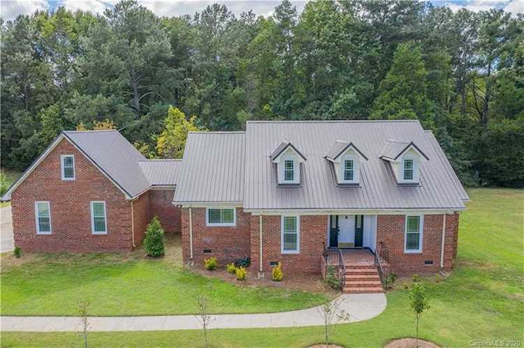 457 Cottonfield Circle Waxhaw, NC 28173