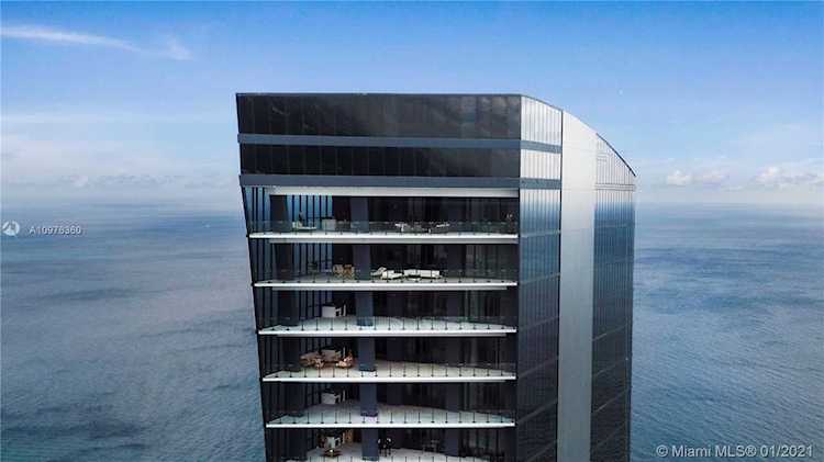 17141 Collins Ave #UPH Sunny Isles Beach, FL 33160
