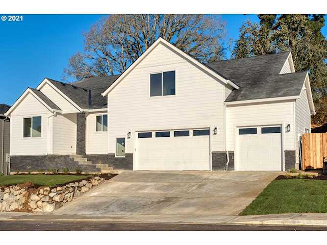 127 W 13th Way La Center, WA 98629