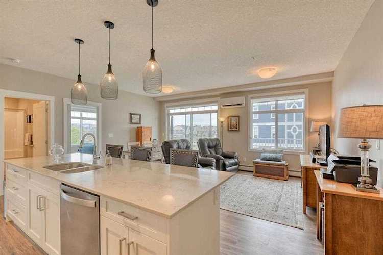 300 Auburn Meadows Common SE #212 Calgary, AB T3M 3E7