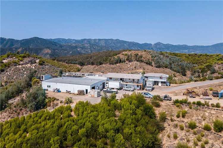 38672 De Luz Road Fallbrook, CA 92028