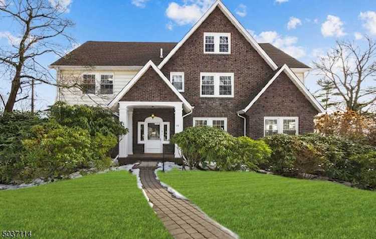 44 Crest Dr South Orange Village Twp., NJ 07079