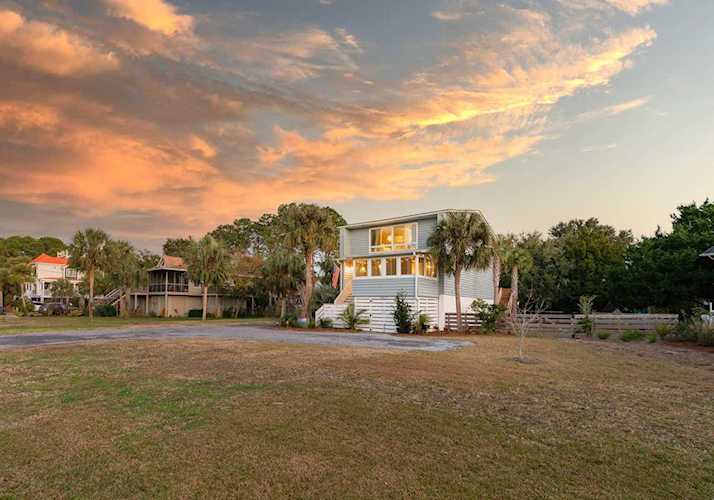 3025 Jasper Blvd Sullivans Island, SC 29482
