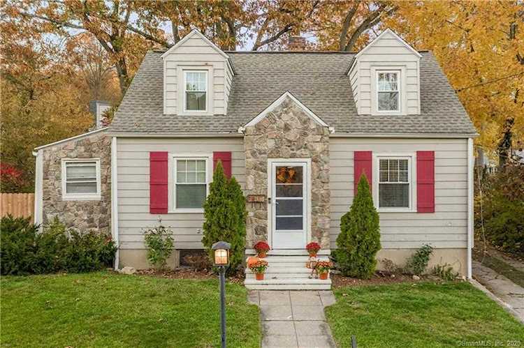 28 Green Hill Terrace New Haven, CT 06515 | MLS 170353885 Photo 1