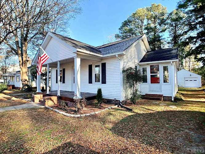 207 S Elm Street South Mills, NC 27976