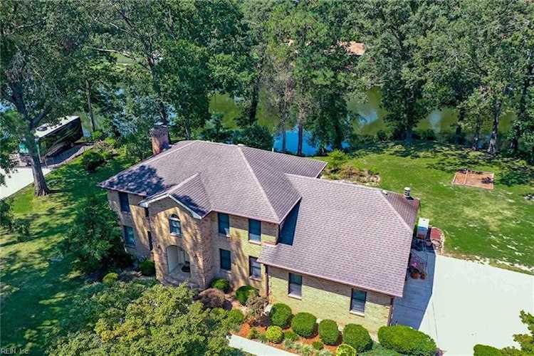 home for sale in Thoroughgood Virginia Beach VA 23455 - MLS 10338876 Photo 1
