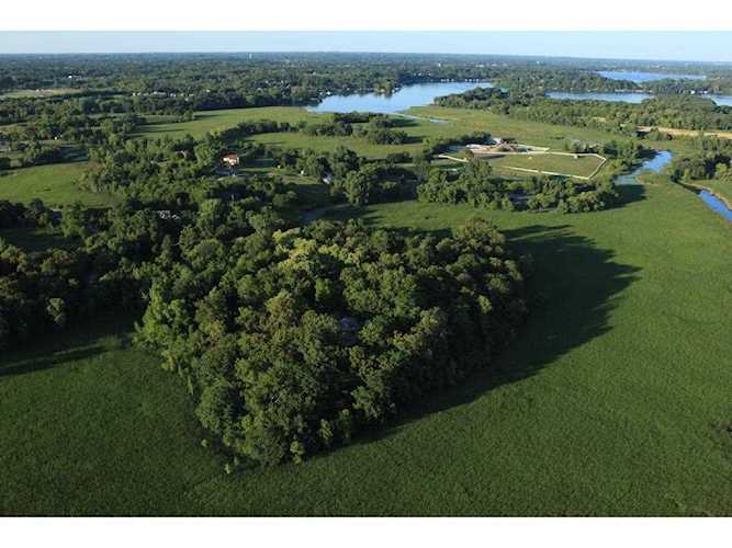 3950 Farmhill Court Minnetrista, MN 55364