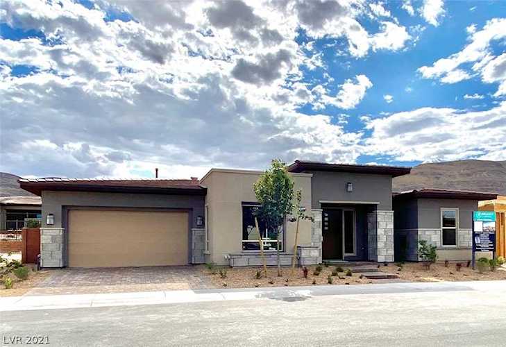 6691 Titanium Crest St Las Vegas, NV 89148