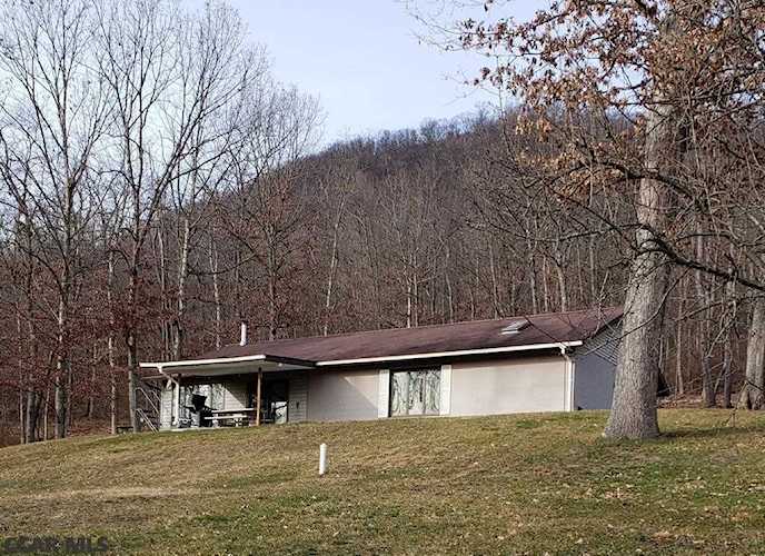 119 Oak Lane Beech Creek, PA 16822