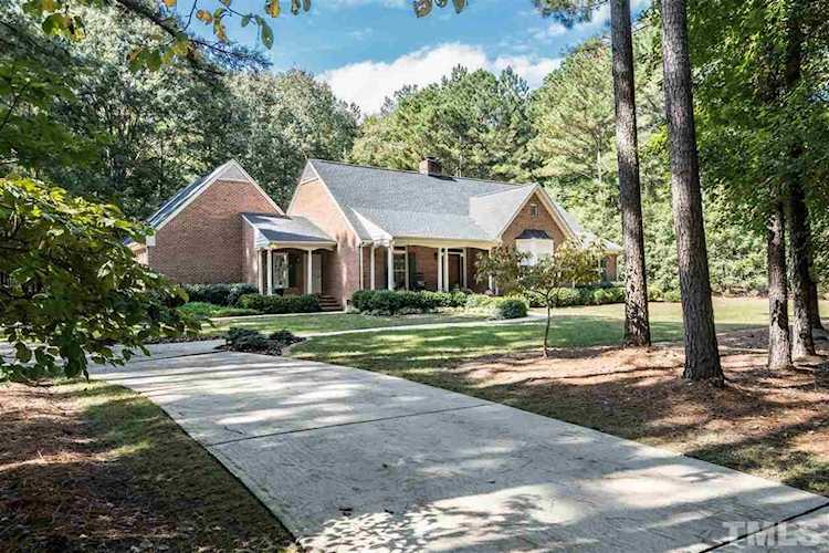 105 Hibiscus Drive Clayton, NC 27527