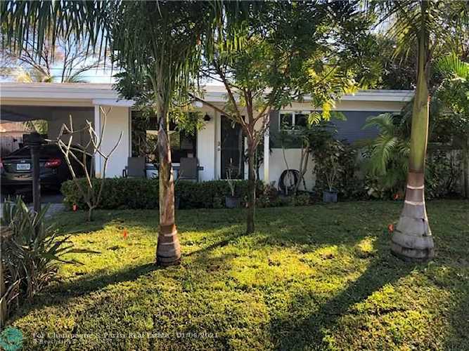 2208 NW 2nd Ave Wilton Manors, FL 33311