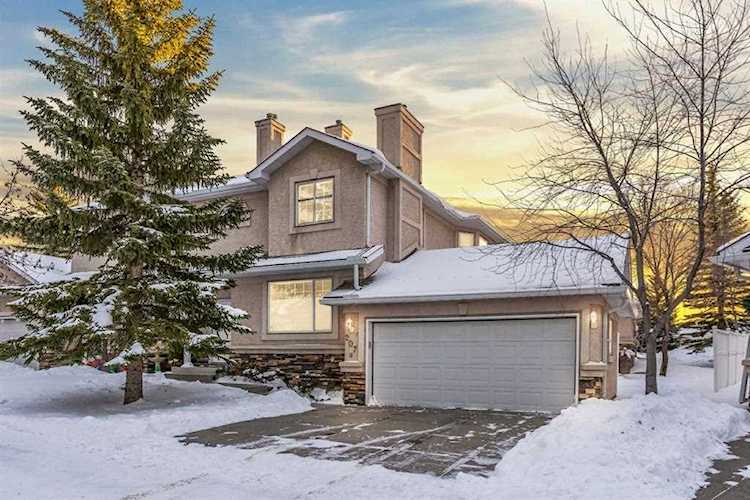207 Mt Mckenzie Gardens SE Calgary, AB T2Z 2P9