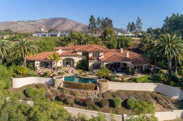 7104 Via Del Charro Rancho Santa Fe, CA 92067