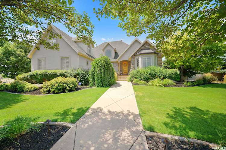 10121 N W 6960 Highland, UT 84003