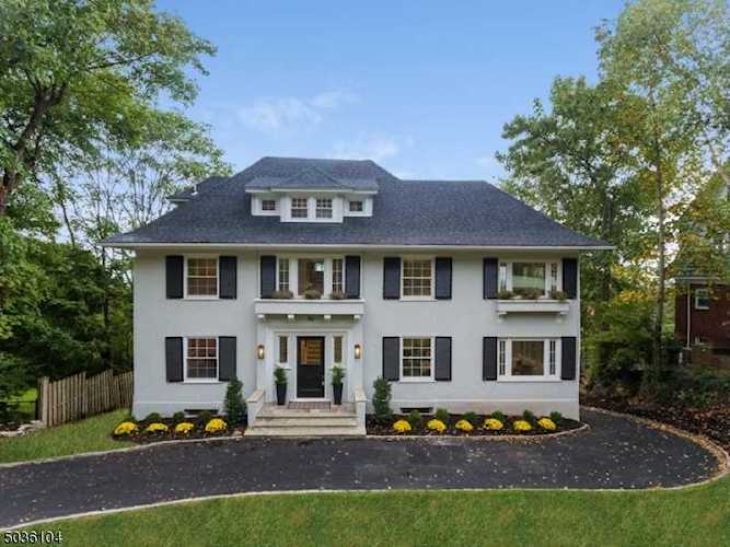 79 Lloyd Rd Montclair Twp., NJ 07042