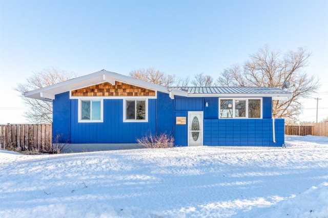 436 3 St W Empress, AB T0J