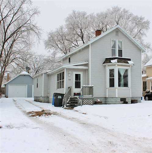 208 W Burns St Portage, WI 53901 | MLS 1900146 Photo 1