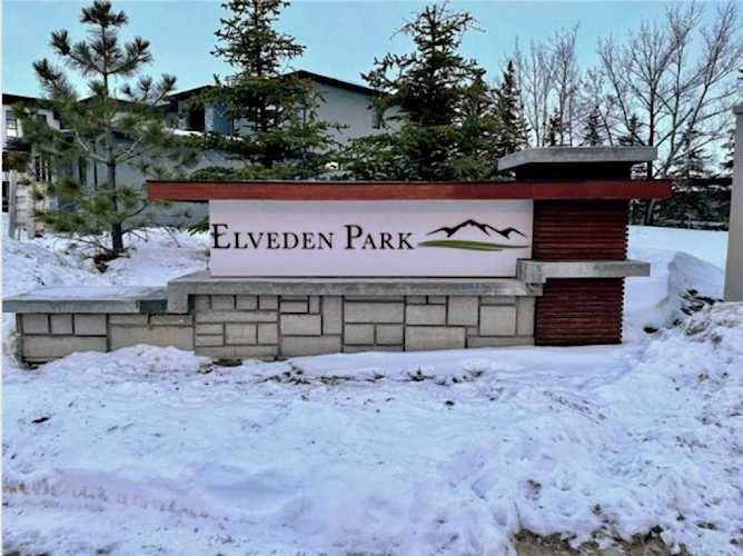 27 Elveden Park SW Calgary, AB T3H 3X8