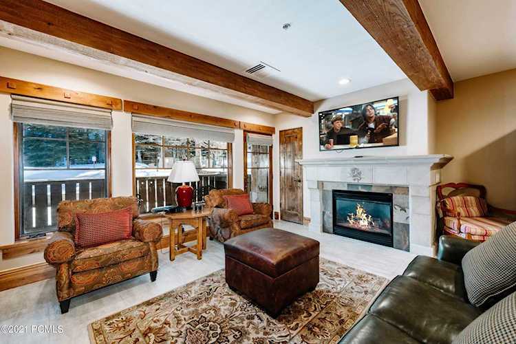 7815 E Royal St Park City, UT 84060