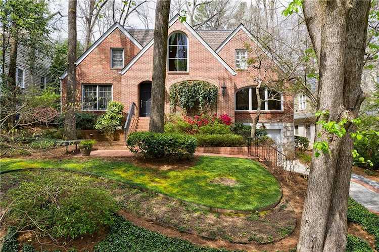 1821 Meadowdale Ave NE Atlanta, GA 30306
