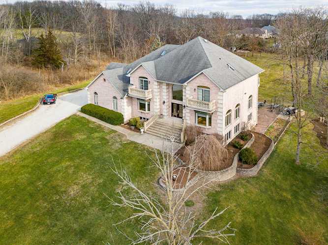 1383 Gordon Ln Lemont, IL 60439