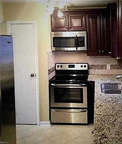 423 Maryland Ave #9 Portsmouth, VA 23707