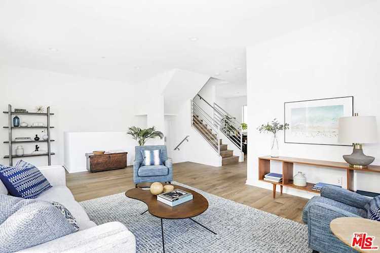 1338 N Sycamore Avenue Hollywood, CA 90028