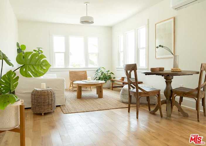 4439 Lockwood Avenue #1/2 Los Angeles, CA 90029