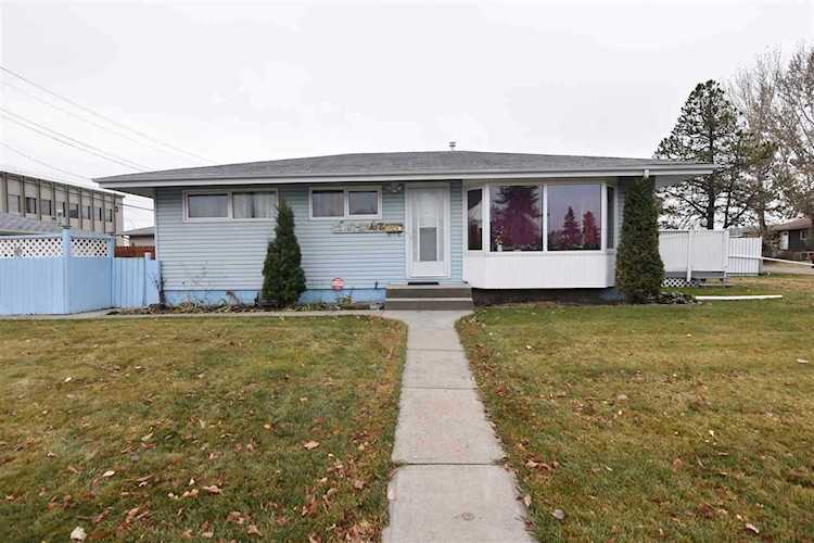 12707 128 Avenue Edmonton, AB T5L 3G8